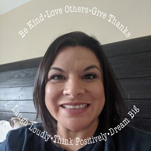 Meet your Posher, Carolyn